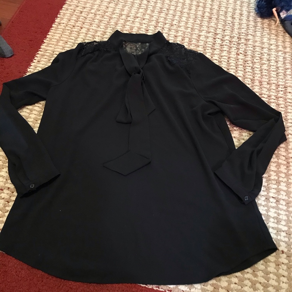 Dress Shirt with lace detail and bow knot neck XL